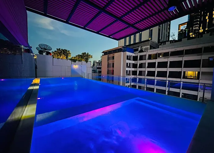 6th Avenue Sukhumvit Bkk Two Bedrooms Bts Asok Nana Mrt Sukhumvit Apartamento