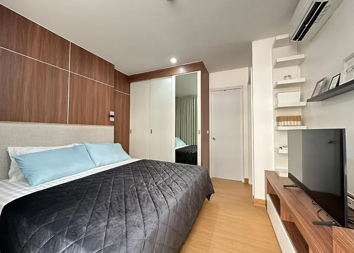 6th Avenue Sukhumvit Bkk Two Bedrooms Bts Asok Nana Mrt Sukhumvit Apartamento Banguecoque