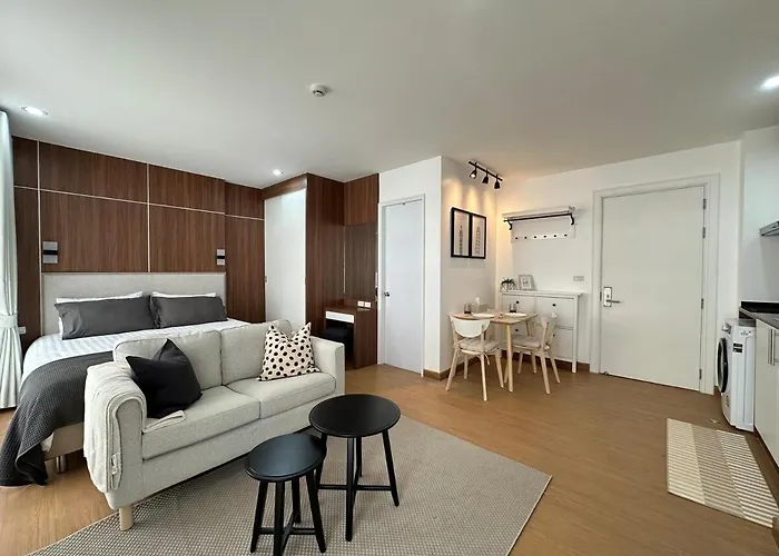 6th Avenue Sukhumvit Bkk Two Bedrooms Bts Asok Nana Mrt Sukhumvit Apartamento Banguecoque