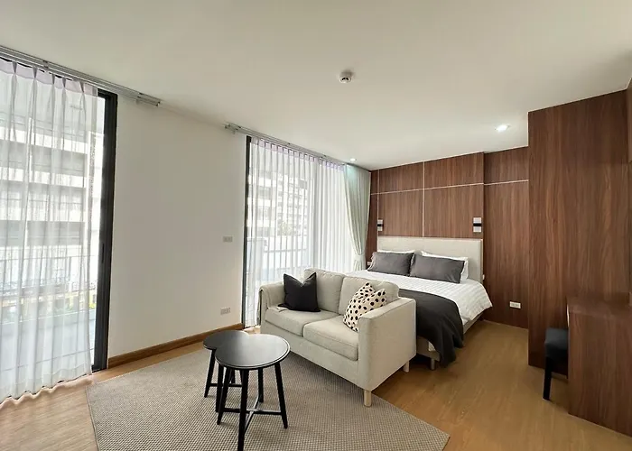 6th Avenue Sukhumvit Bkk Two Bedrooms Bts Asok Nana Mrt Sukhumvit Banguecoque